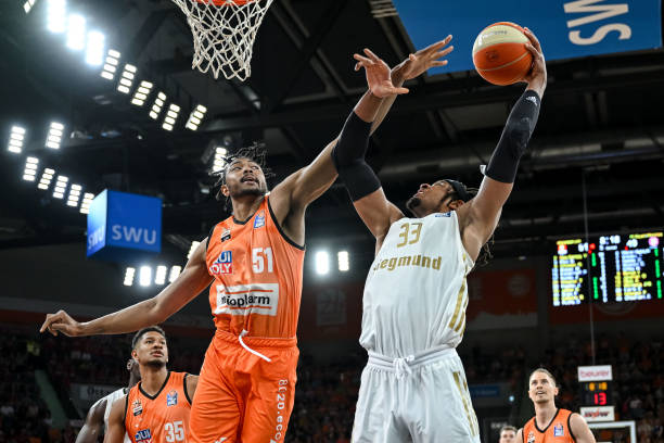 梅西依然完 梅西依然完